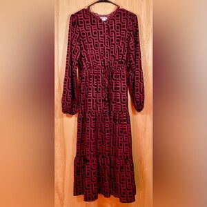 Ashley & Sage Long Sleeve Tiered Dress - EUC